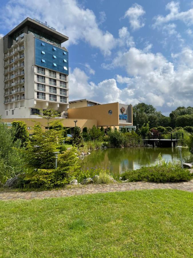 Apartament Z Widokiem Na Morze Kołobrzeg Esterno foto