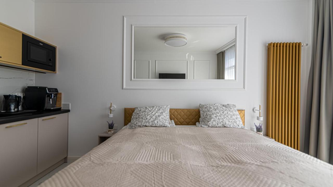 Apartament Z Widokiem Na Morze Kołobrzeg Esterno foto